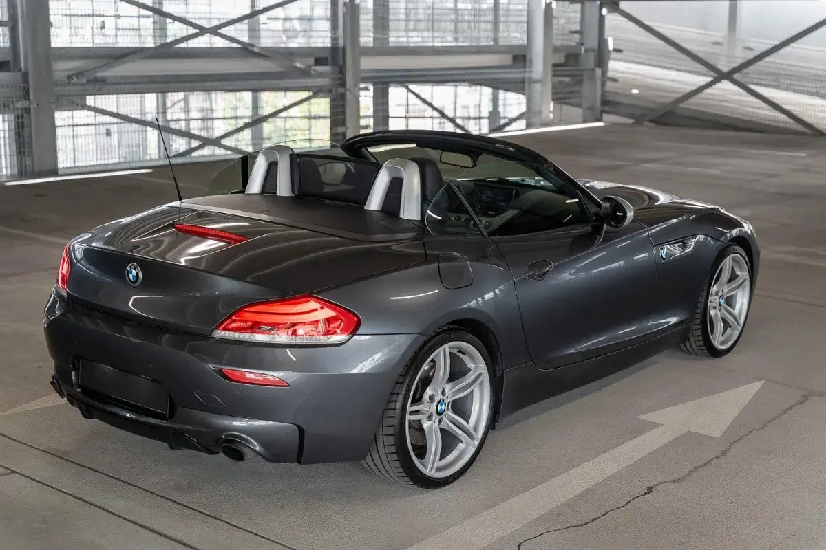 Gebraucht BMW Z4 Comfort Edition 340 PS (250 kW) 2014 Grau Cabrio