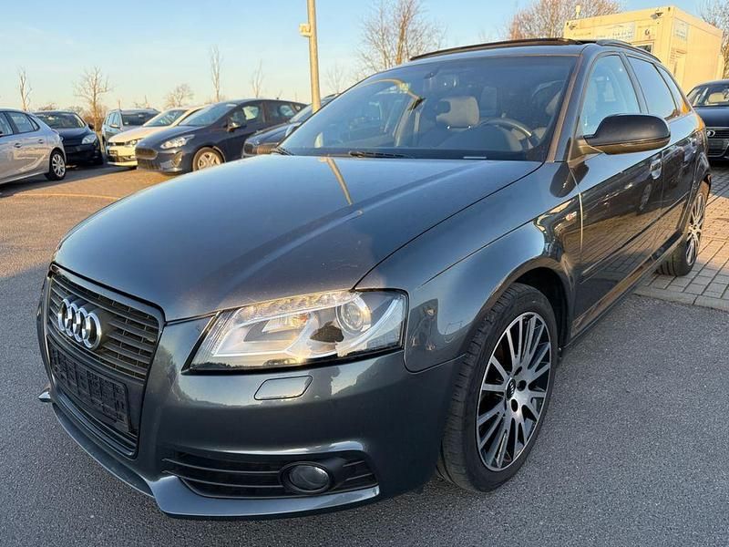 Gebraucht Audi A3 S-Line 140 PS (102 kW) 2012 Grau Kleinwagen