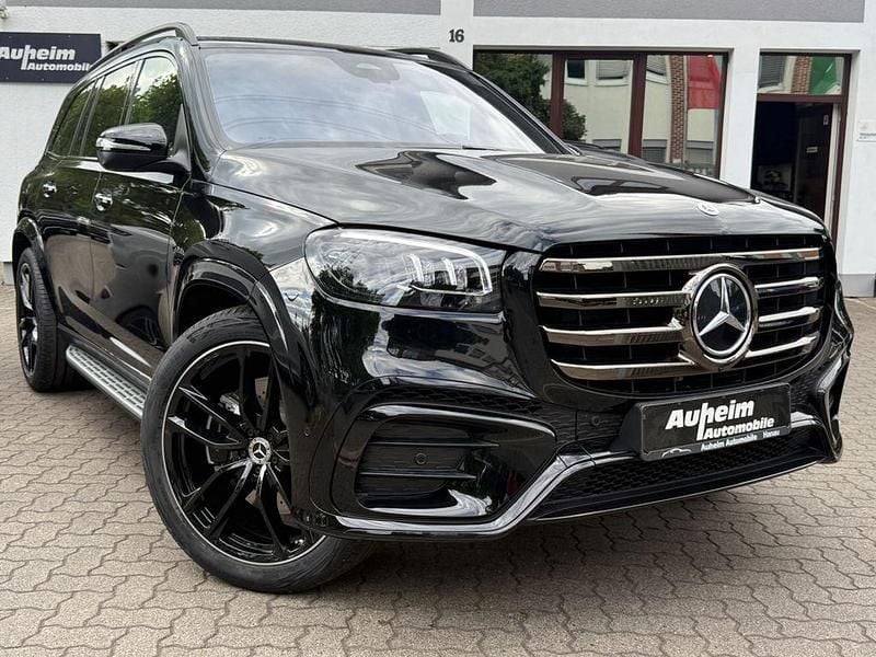 Schwarz Neu 2025 Mercedes GLS450 AMG line SUV | 141.610 € - Bild 1/4