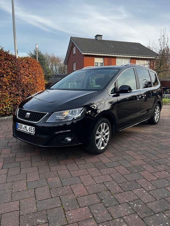 Schwarz Gebraucht 2012 Seat Alhambra Van / Kleinbus | 7.999 € (Guter Preis) - Bild 1/4