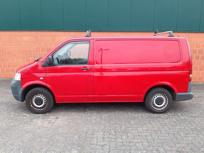 Gebraucht VW Transporter 102 PS (75 kW) 2009 Rot Van