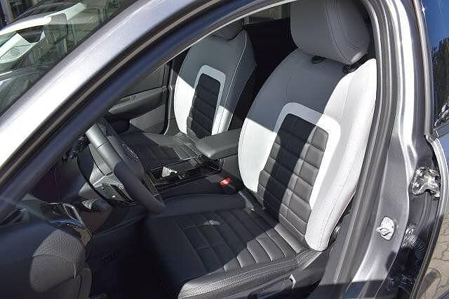 Neu Citroën C4 136 PS (100 kW) 2025 Mercure grau lackierung Limousine