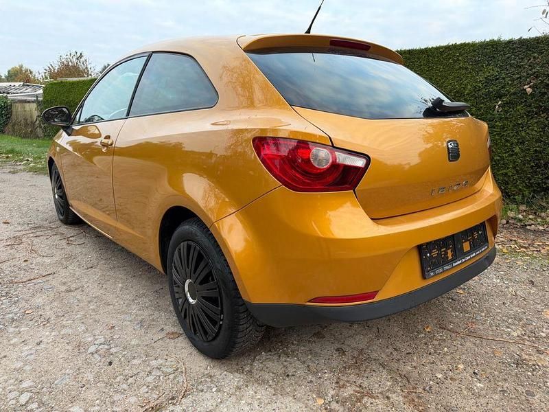 Gebraucht Seat Ibiza SC Style 86 PS (63 kW) 2011 Gold Kleinwagen