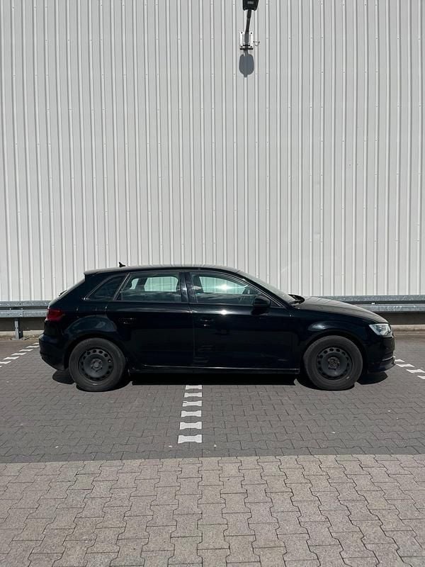 Gebraucht Audi A3 Sportback 150 PS (110 kW) 2014 Schwarz Kleinwagen