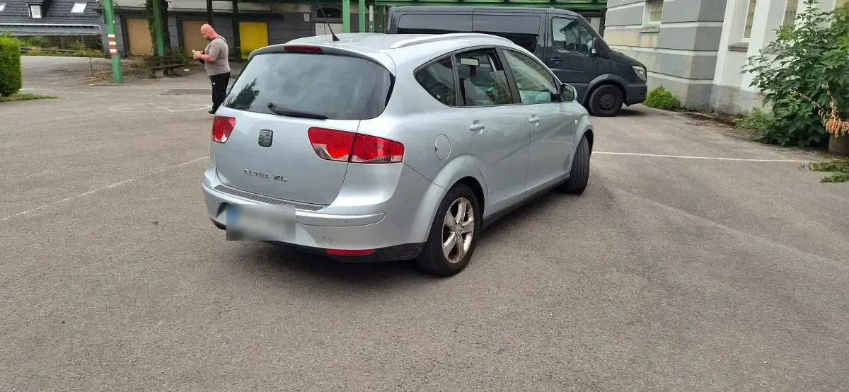 Gebraucht Seat Altea XL 105 PS (77 kW) 2008 Silber Van / Kleinbus