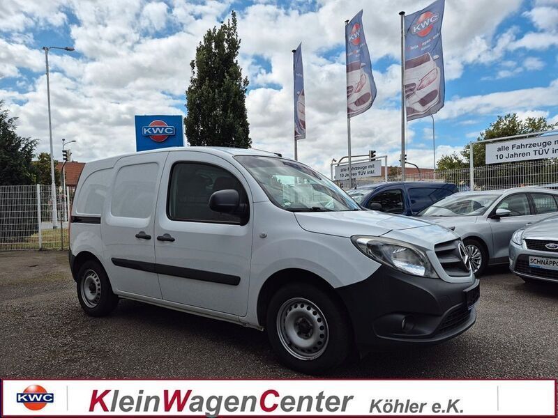 Weiß Gebraucht 2016 Mercedes Citan 109 Kombi | 9.990 € (Fairer Preis) - Bild 1/3