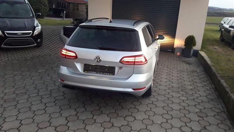 Gebraucht VW Golf VII 185 PS (136 kW) 2018 Silber Kombi