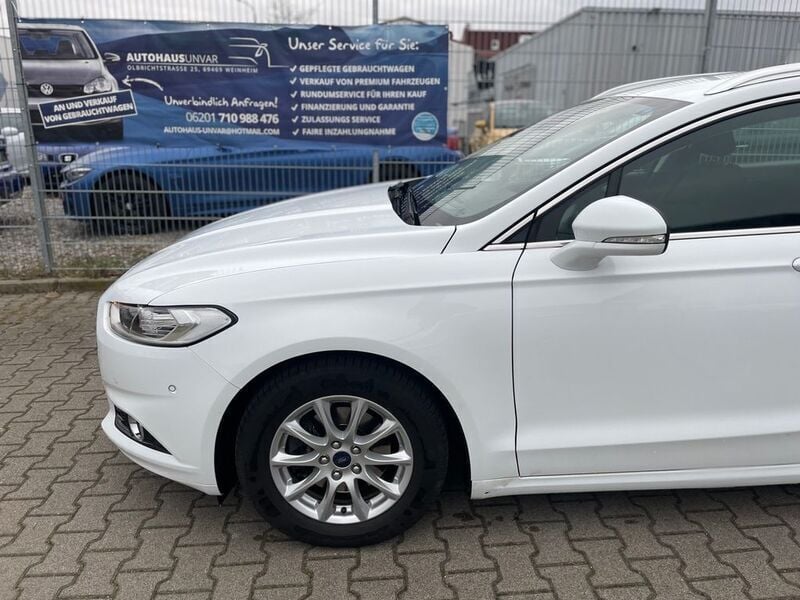 Gebraucht Ford Mondeo Titanium 150 PS (110 kW) 2017 Frostweiß Kombi