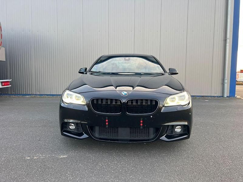 Gebraucht BMW 550 M Sport 449 PS (330 kW) 2015 Schwarz Limousine