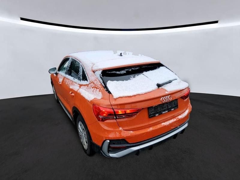 Gebraucht Audi Q3 Sportback S-Line 150 PS (110 kW) 2023 Orange SUV