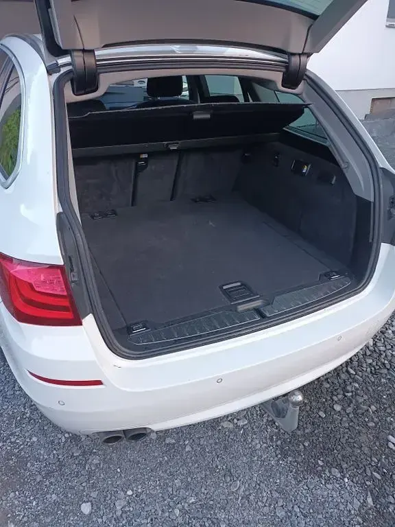 Gebraucht BMW 520 184 PS (135 kW) 2011 Weiß Kombi