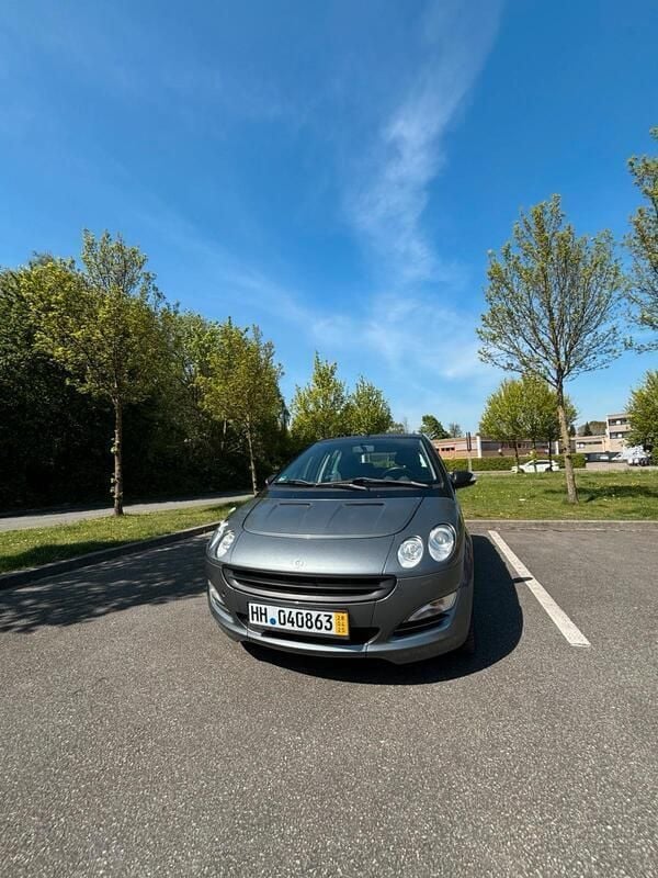 Grau Gebraucht 2006 Smart ForFour Kleinwagen | 2.100 € (Fairer Preis) - Bild 1/4