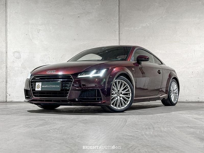 Rot Gebraucht 2015 Audi TT Proline | 17.203 € - Bild 1/4