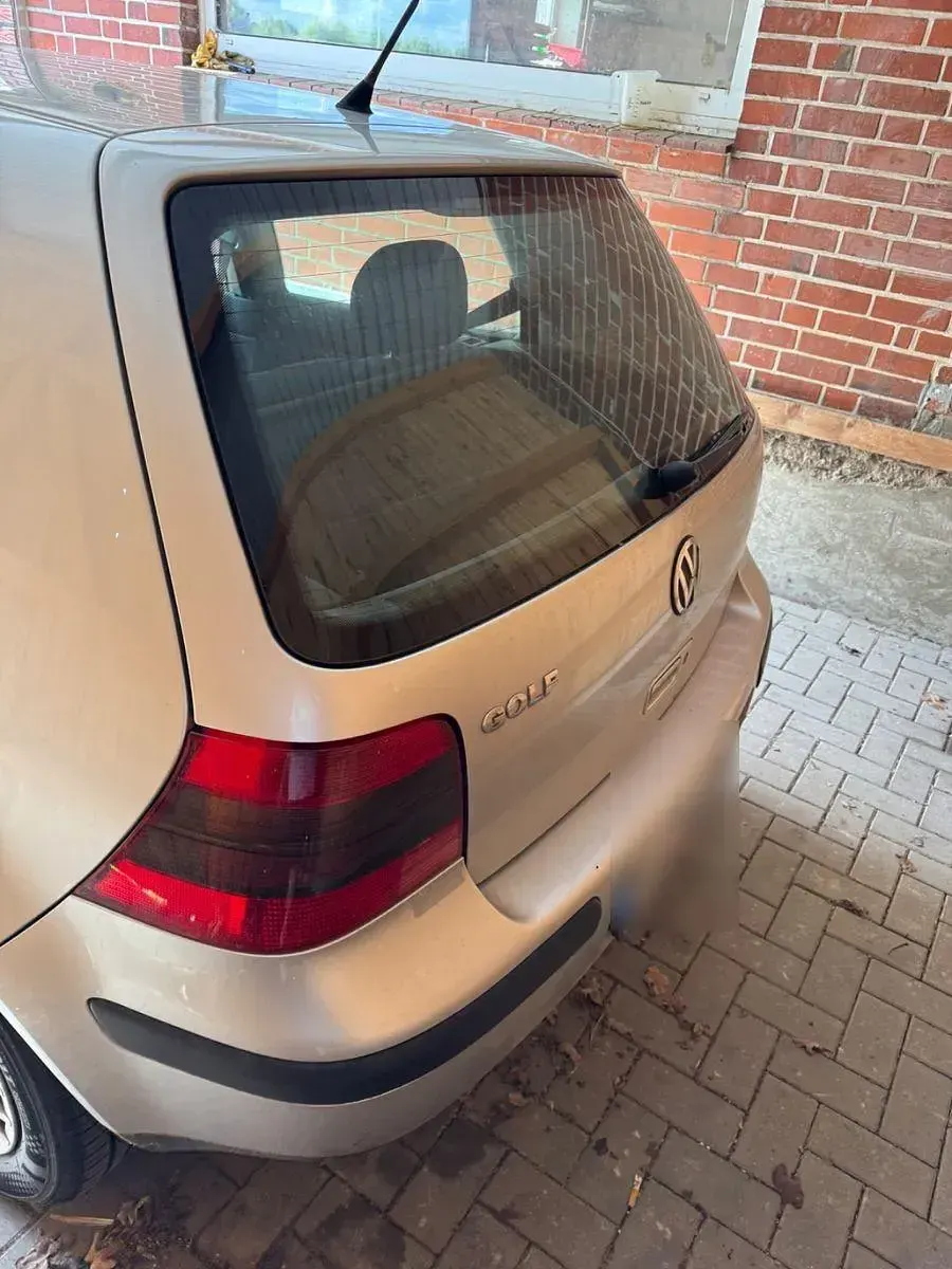 Gebraucht VW Golf IV Basis 75 PS (55 kW) 2001 Grau Limousine