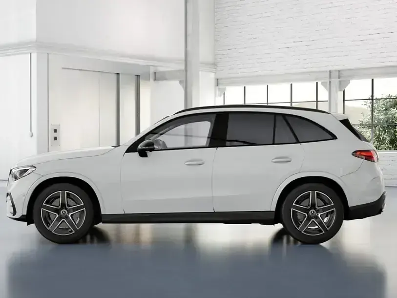 Gebraucht Mercedes GLC200 AMG 204 PS (150 kW) 2026 Unilack polarweiß uni SUV