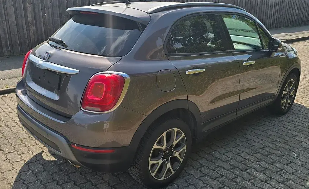 Gebraucht Fiat 500X Cross 140 PS (102 kW) 2016 Grau SUV