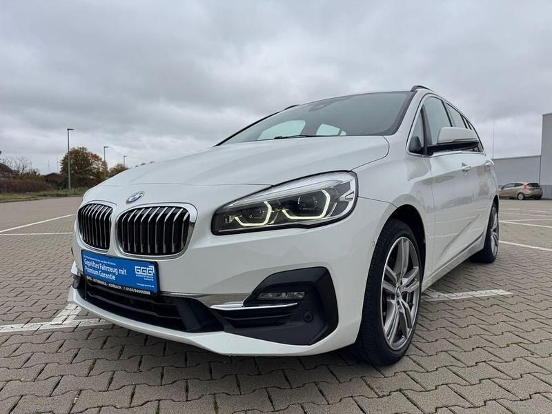 Weiß Gebraucht 2019 BMW 220 Gran Tourer Van / Kleinbus | 15.950 € (Fairer Preis) - Bild 1/4