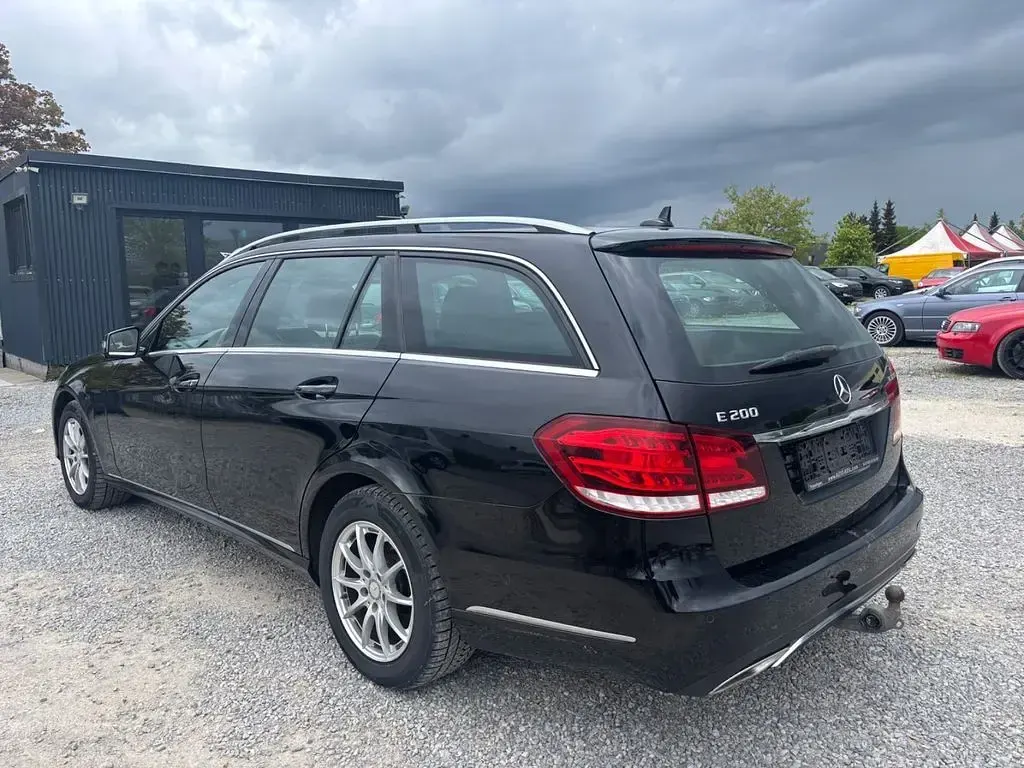 Gebraucht Mercedes E200 136 PS (100 kW) 2016 Schwarz Kombi