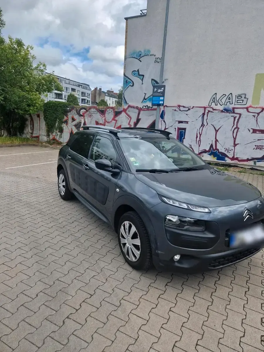 Gebraucht Citroën C4 Cactus 82 PS (60 kW) 2015 Grau Kleinwagen