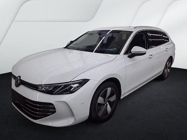 Gebraucht VW Passat Business 150 PS (110 kW) 2024 Oryxweiß perlmutteffekt Kombi