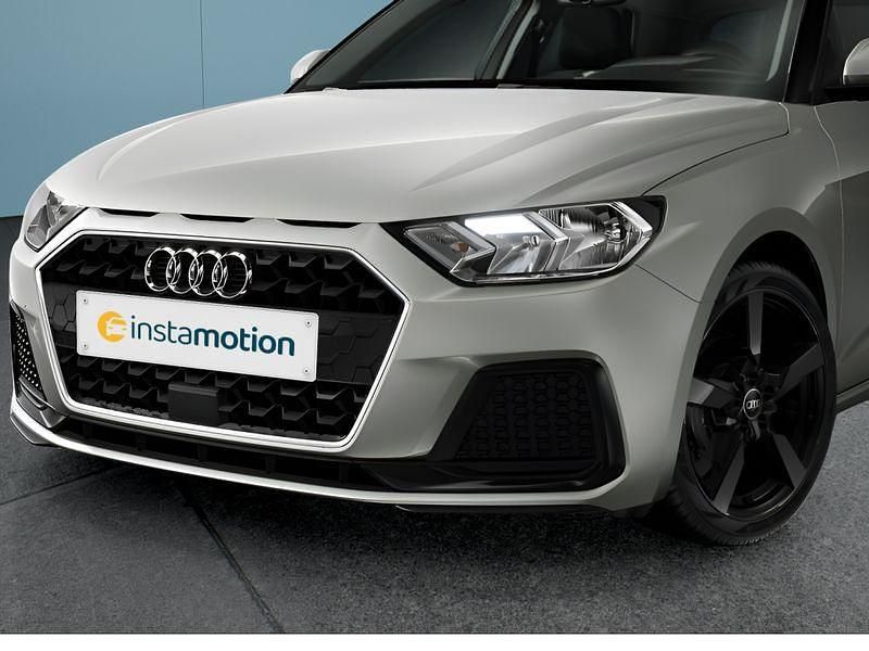 Schwarz Gebraucht 2024 Audi A1 Sportback Kleinwagen | 24.599 € (Etwas zu teuer) - Bild 1/4