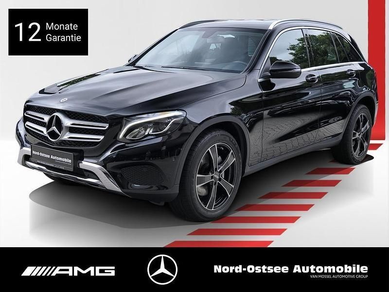Gebraucht Mercedes GLC250 211 PS (155 kW) 2018 Schwarz unilack schwarz SUV