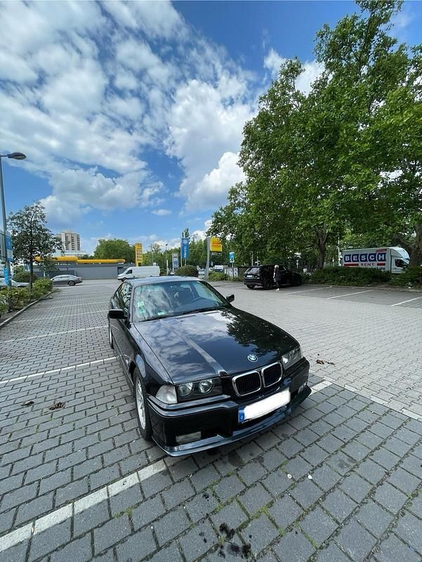 Schwarz Gebraucht 1997 BMW 318 M Sport Coupé | 8.500 € (Superpreis) - Bild 1/4