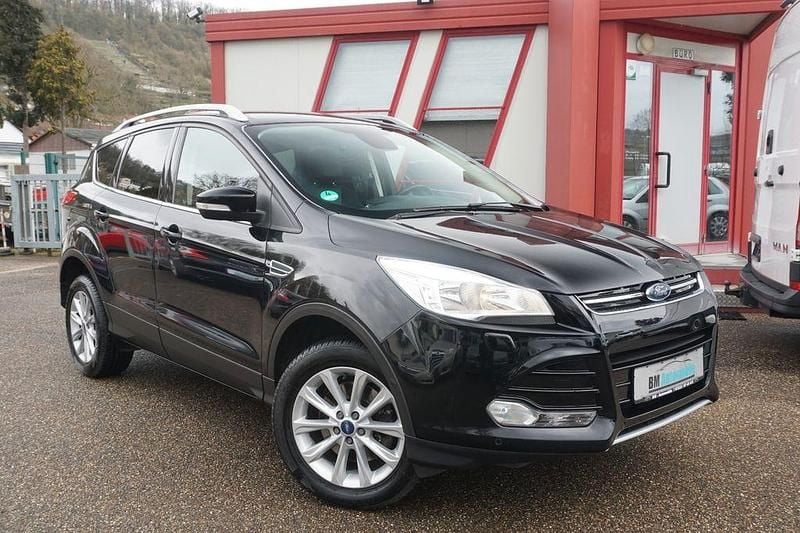 Gebraucht Ford Kuga Titanium 150 PS (110 kW) 2016 Schwarz SUV