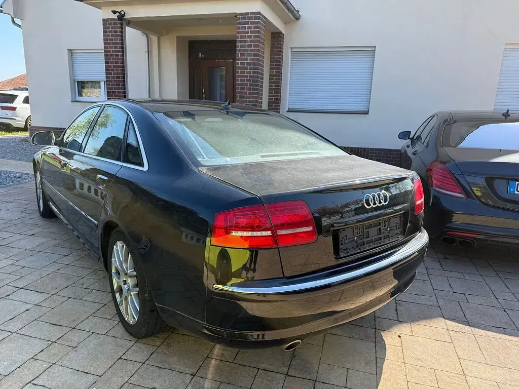 Gebraucht Audi A8 Advanced 232 PS (170 kW) 2009 Schwarz Limousine