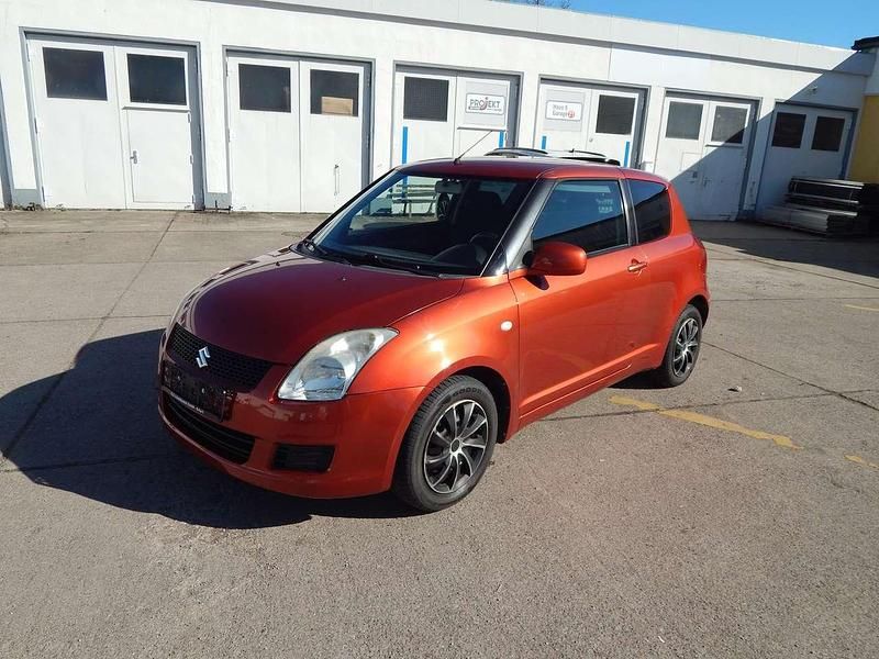 Gebraucht Suzuki Swift 92 PS (67 kW) 2011 Braun Kleinwagen