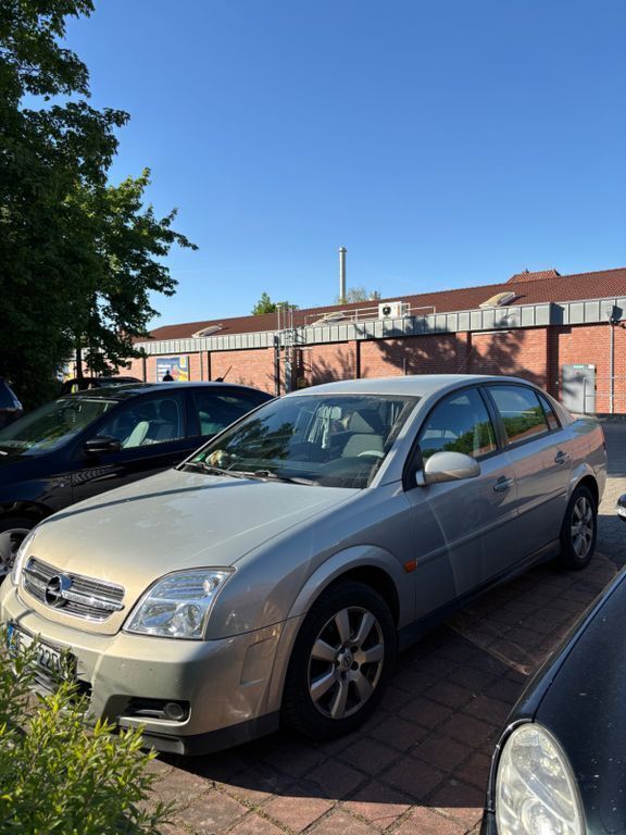 Silber Gebraucht 2005 Opel Vectra Limousine | 2.200 € (Fairer Preis) - Bild 1/4
