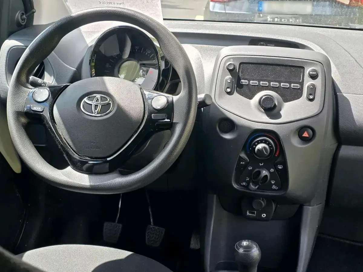 Gebraucht Toyota Aygo 78 PS (57 kW) 2026 Weiß Kleinwagen