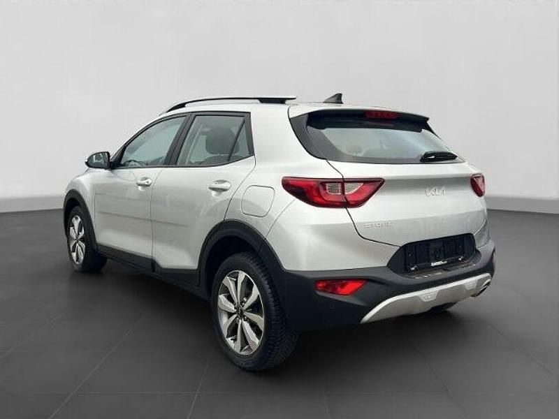 Gebraucht Kia Stonic Vision 101 PS (74 kW) 2024 Silber SUV