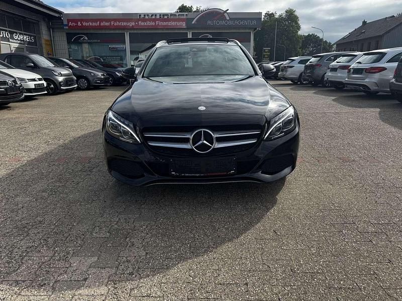 Gebraucht Mercedes C220 170 PS (125 kW) 2016 Schwarz Kombi