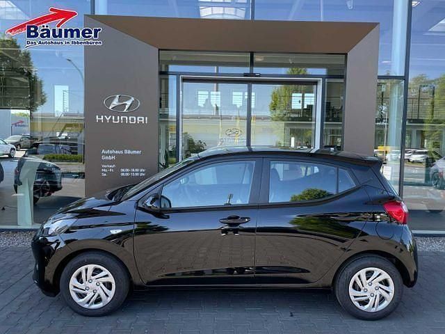 Neu Hyundai i10 Select 63 PS (46 kW) 2025 Phantom black / met Kleinwagen