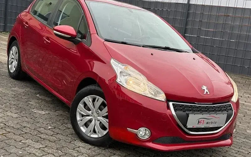 Gebraucht Peugeot 208 Active 68 PS (50 kW) 2013 Kleinwagen