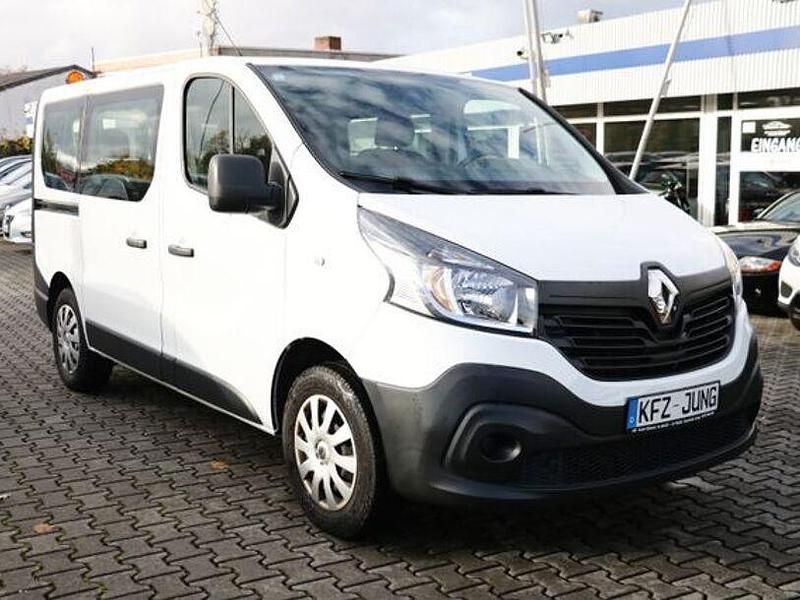 Gebraucht Renault Trafic 140 PS (102 kW) 2018 Weiß Van / Kleinbus