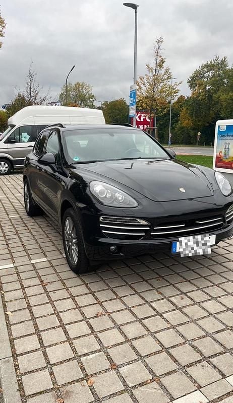 Second-hand Porsche Cayenne S 400 CP (294 kW) 2012 Negru SUV