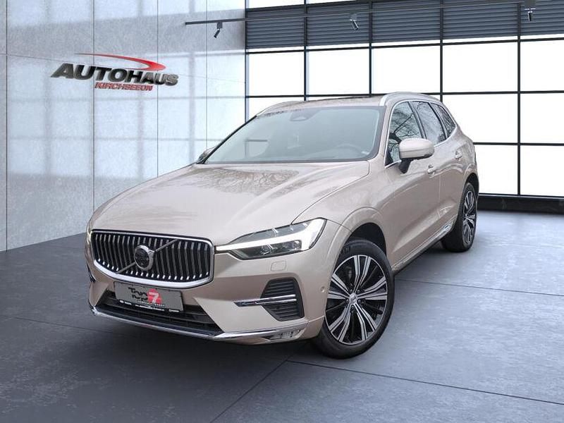 Gebraucht Volvo XC60 Ultimate 235 PS (172 kW) 2023 Unbekannt (metallic) SUV