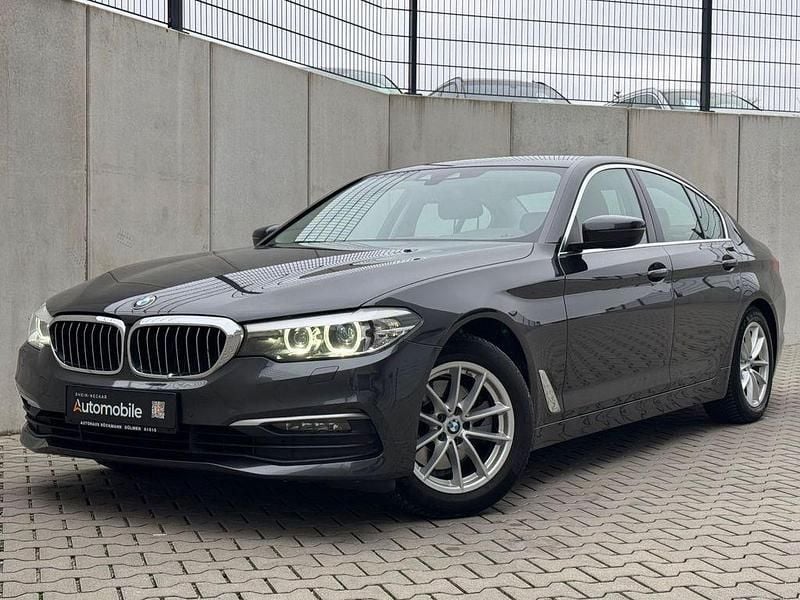 Gebraucht BMW 520 Sport Line 184 PS (135 kW) 2018 Grau Limousine