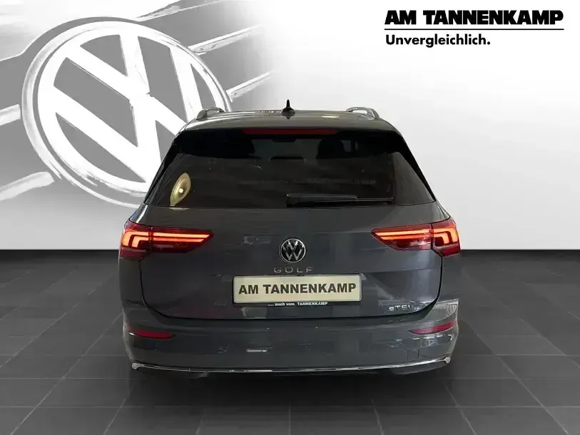 Gebraucht VW Golf VIII Style 150 PS (110 kW) 2024 Delfingrau Kombi