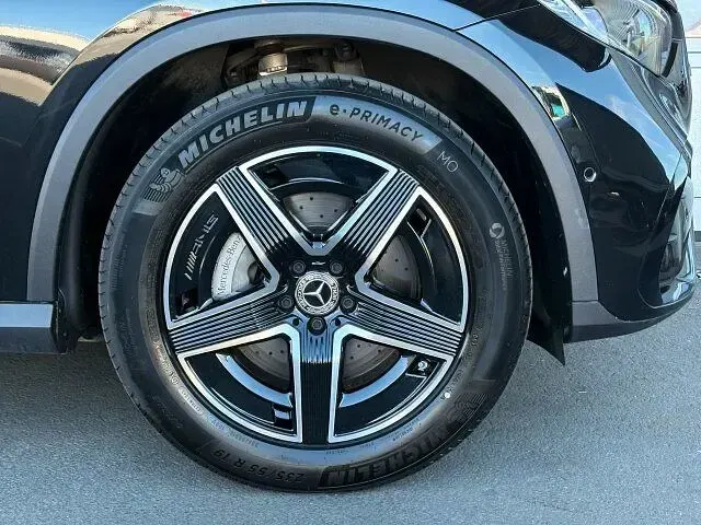 Gebraucht Mercedes GLC200 Advanced Plus 204 PS (150 kW) 2025 Lack obsidianschwarz SUV