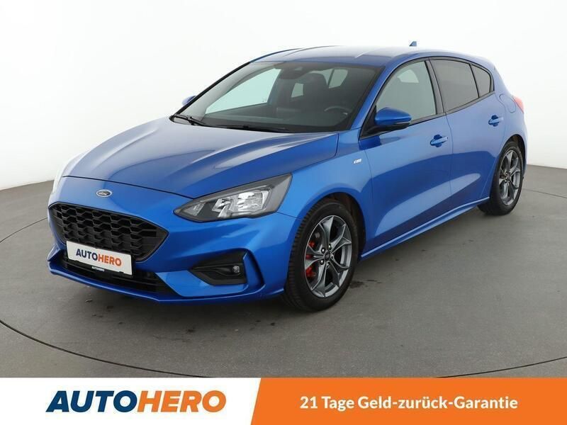 Blau Gebraucht 2020 Ford Focus ST-Line Limousine | 17.290 € (Guter Preis) - Bild 1/3