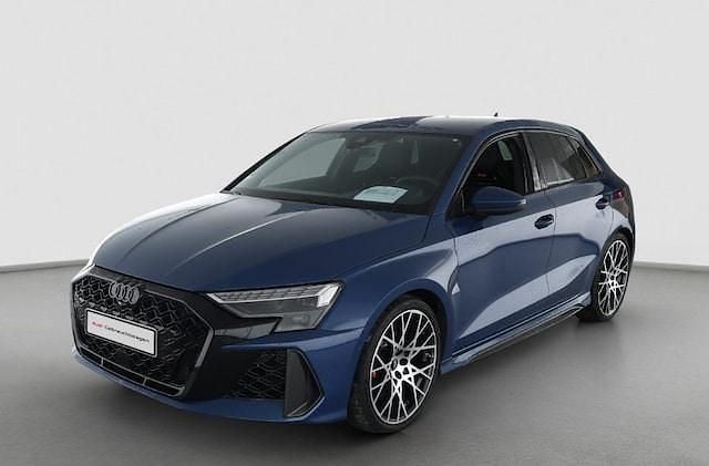 Gebraucht Audi RS3 Sportback Ambiente 400 PS (294 kW) 2025 Ascariblau metallic Kleinwagen