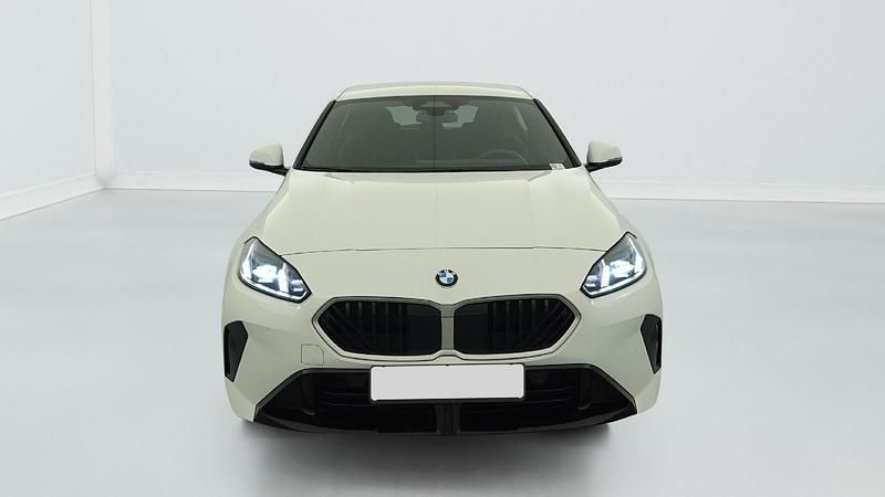 Gebraucht BMW 120 163 PS (119 kW) 2025 Alpinweiss Kleinwagen