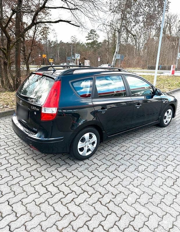 Gebraucht Hyundai i30 116 PS (85 kW) 2010 Kombi