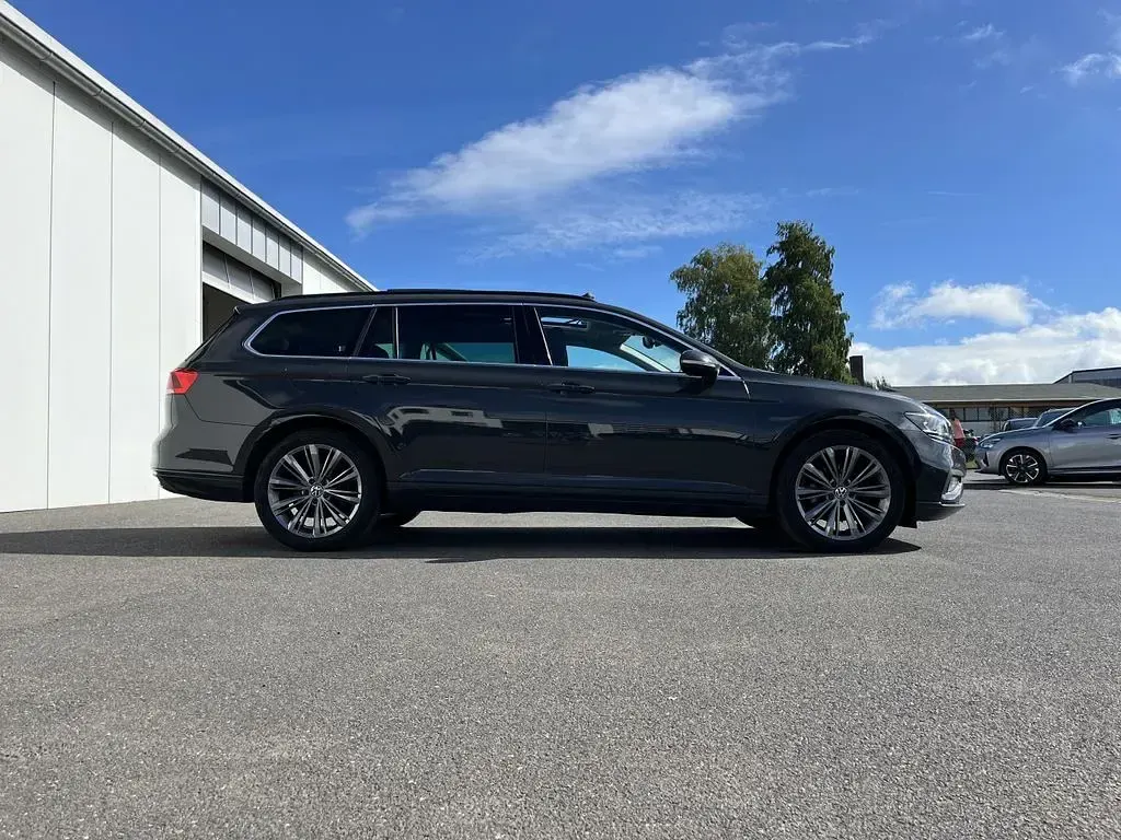 Gebraucht VW Passat Business 200 PS (147 kW) 2021 Grau Kombi