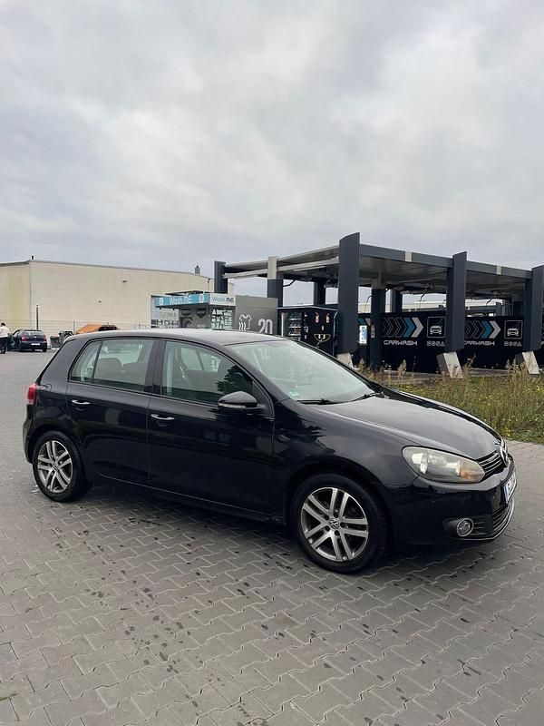 Gebraucht VW Golf VI 86 PS (63 kW) 2009 Schwarz Kleinwagen