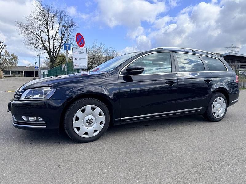 Gebraucht VW Passat Edition 105 PS (77 kW) 2014 Schwarz Kombi