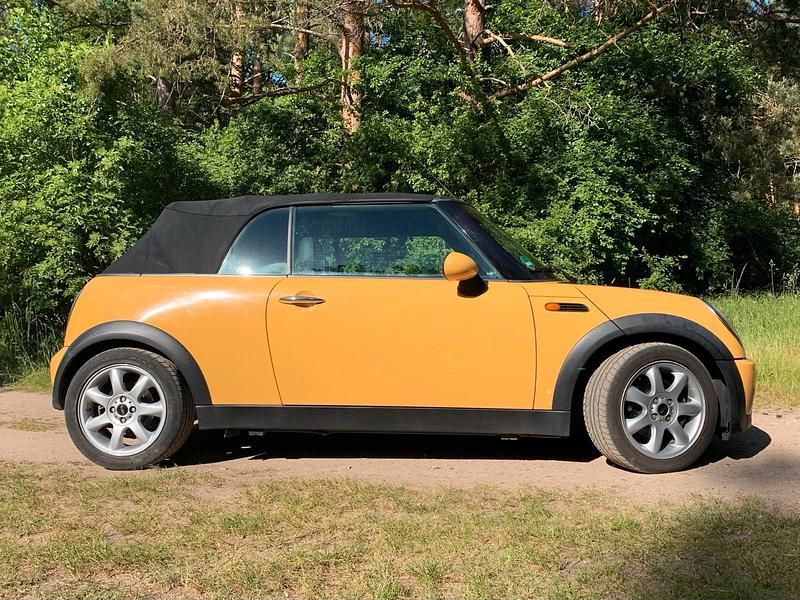 Gebraucht Mini Cooper Cabriolet 116 PS (85 kW) 2007 Gelb Cabrio